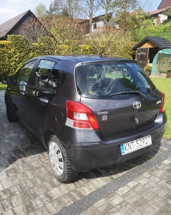 Toyota Yaris cena 23400 przebieg: 164000, rok produkcji 2011 z Bartoszyce małe 29